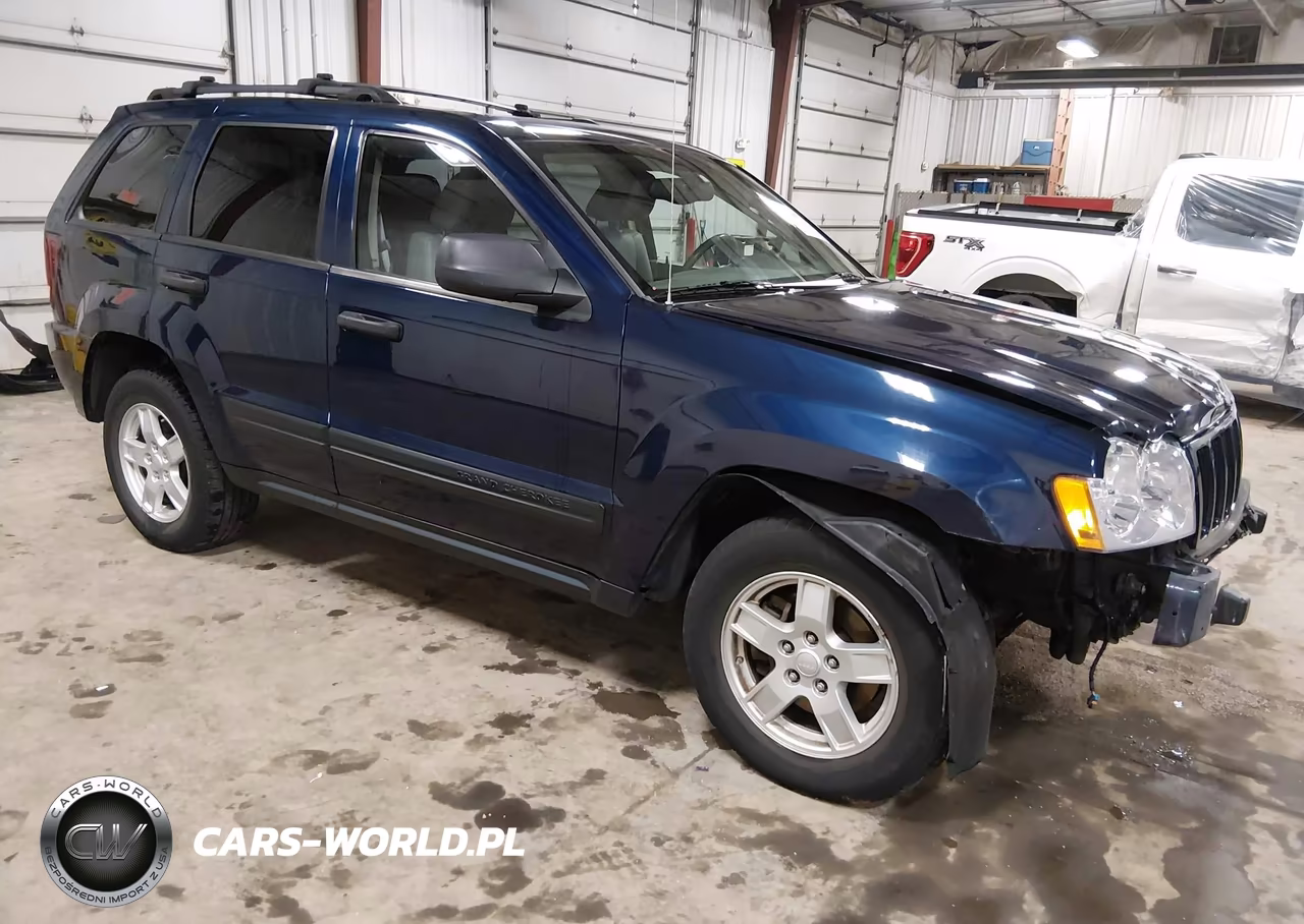 2005 Jeep Grand Cherokee Laredo VIN:1J8HR48N85C537360 - 1