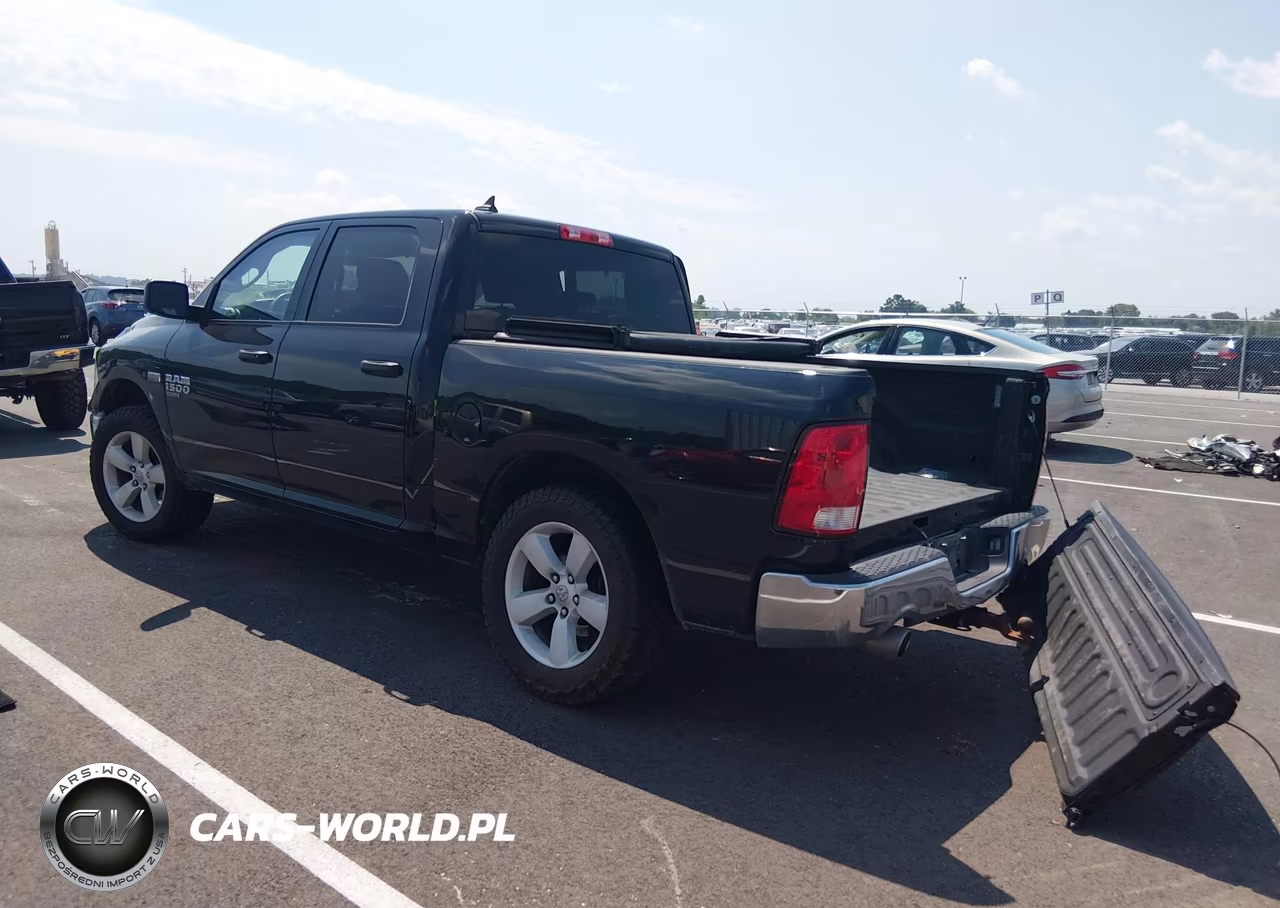 2024 Ram 1500 Classic Tradesman 4X4 5'7 Box VIN:1C6RR7KT8RS130534 - 3