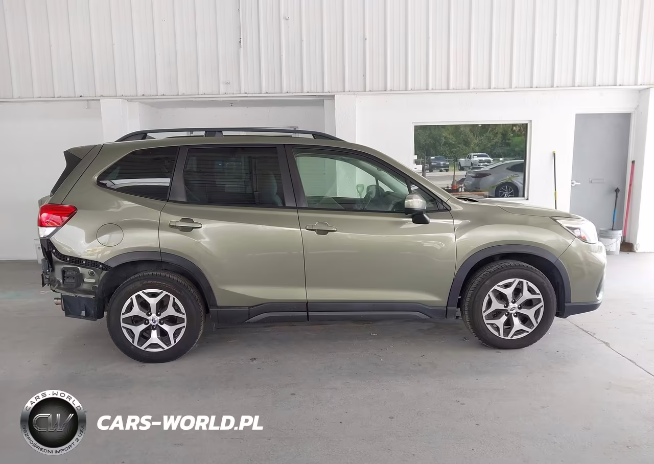 2021 Subaru Forester Premium VIN:JF2SKAJC5MH453945 - 14