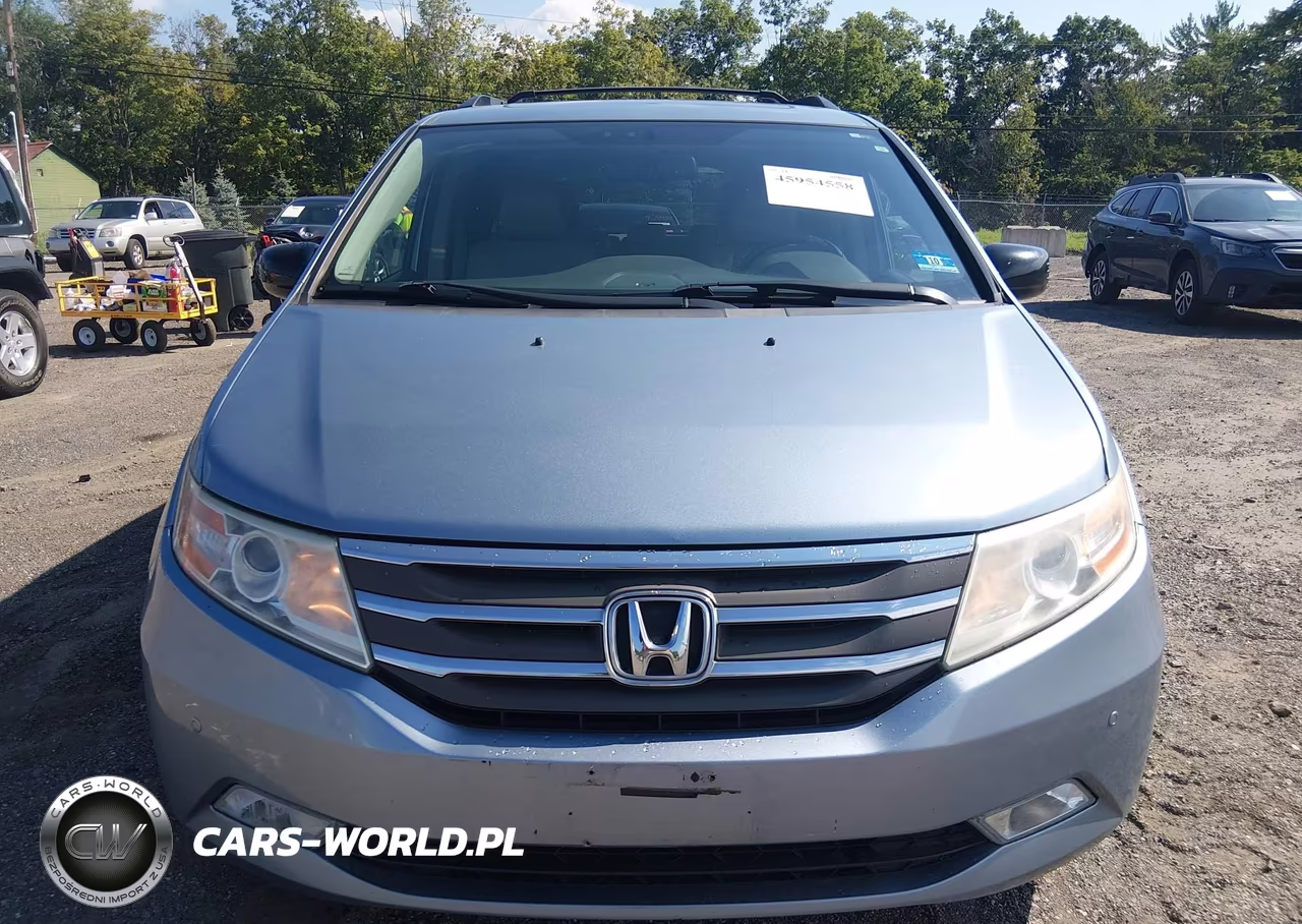 2013 Honda Odyssey Touring-Touring Elite VIN:5FNRL5H92DB037735 - 12