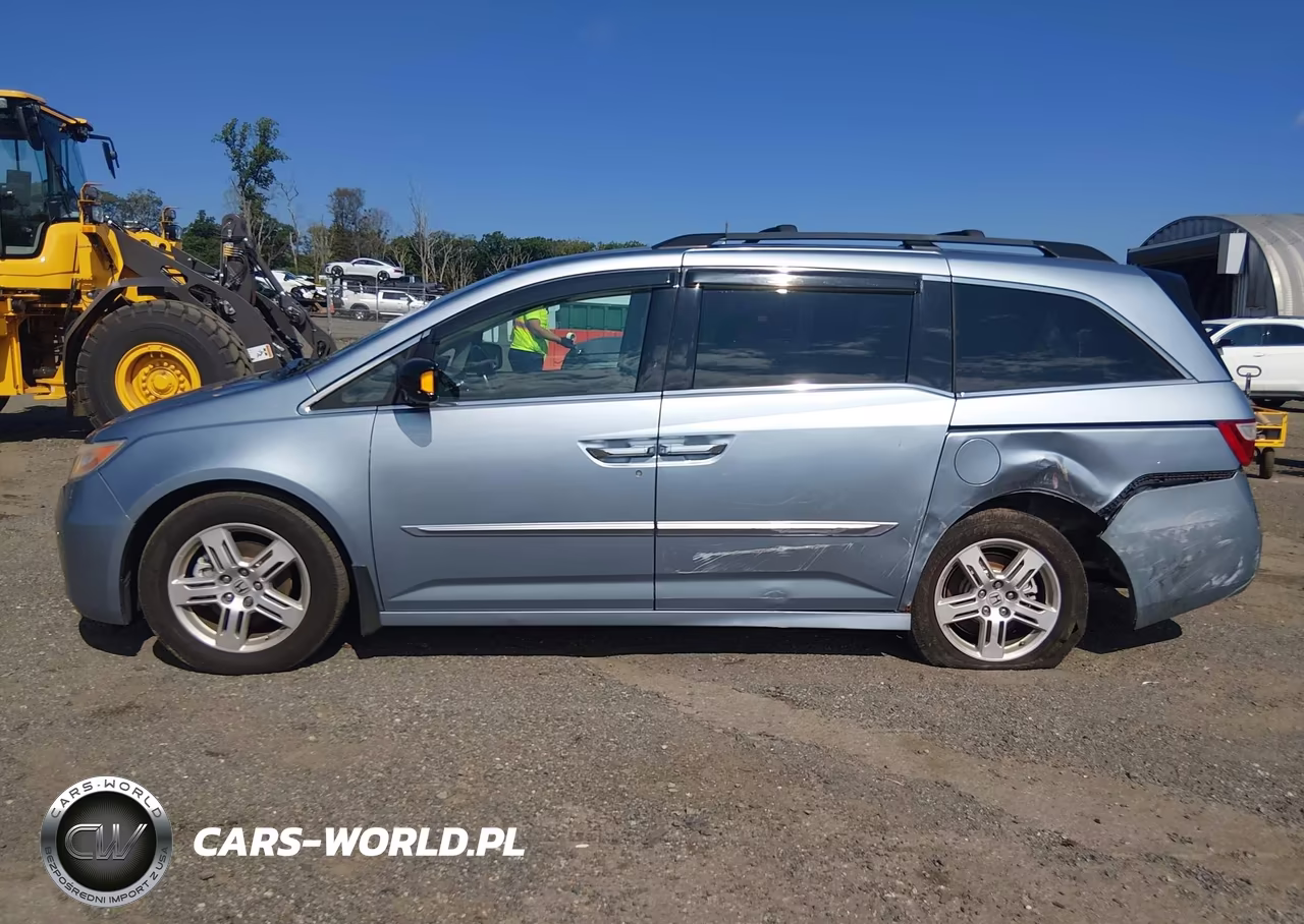 2013 Honda Odyssey Touring-Touring Elite VIN:5FNRL5H92DB037735 - 14