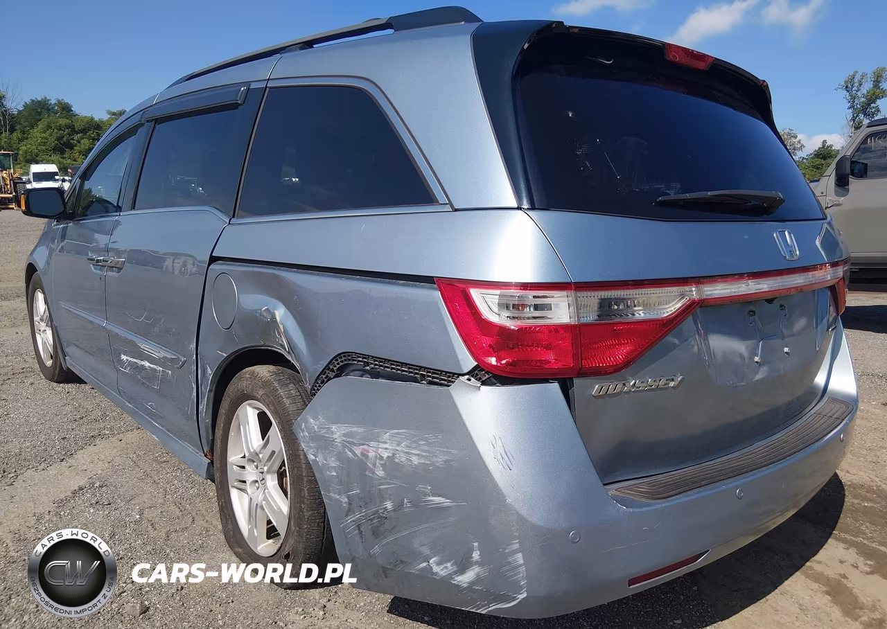 2013 Honda Odyssey Touring-Touring Elite VIN:5FNRL5H92DB037735 - 6