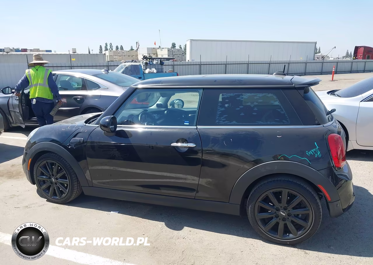 2019 Mini Hardtop Cooper S VIN:WMWXP7C56K2C62817 - 15
