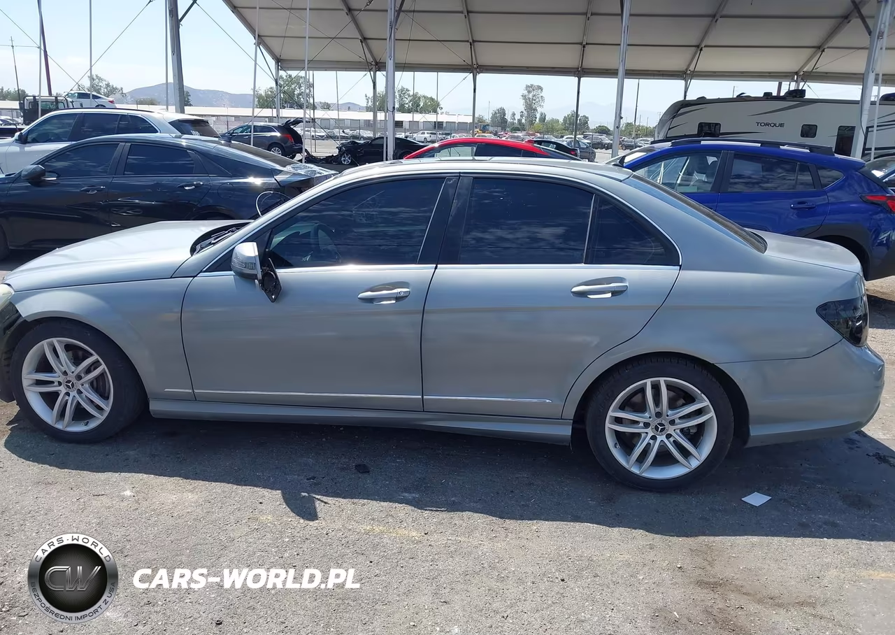 2014 Mercedes-Benz C 250 Sport VIN:WDDGF4HB8EA966355 - 15