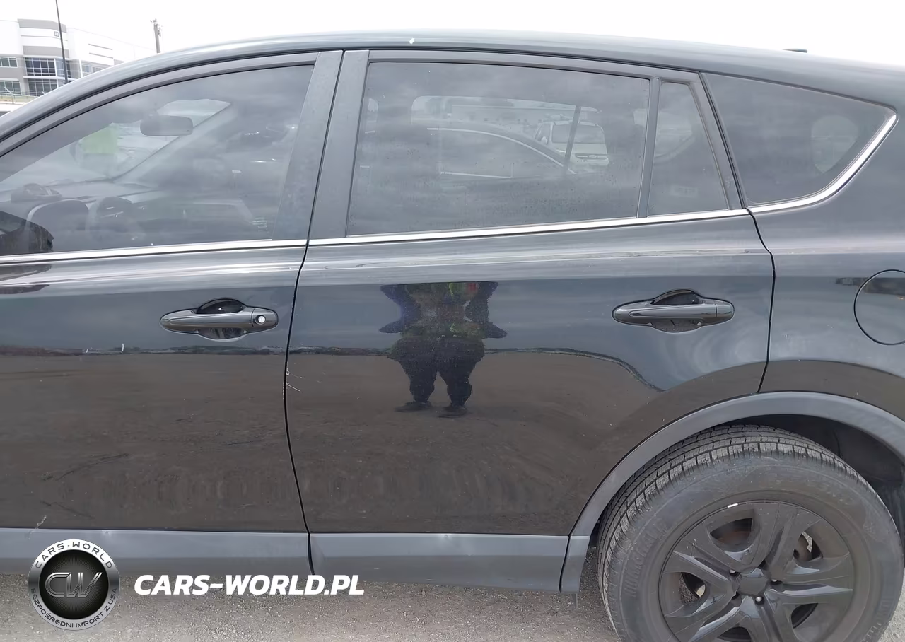 2018 Toyota Rav4 Le VIN:2T3ZFREV4JW468289 - 14