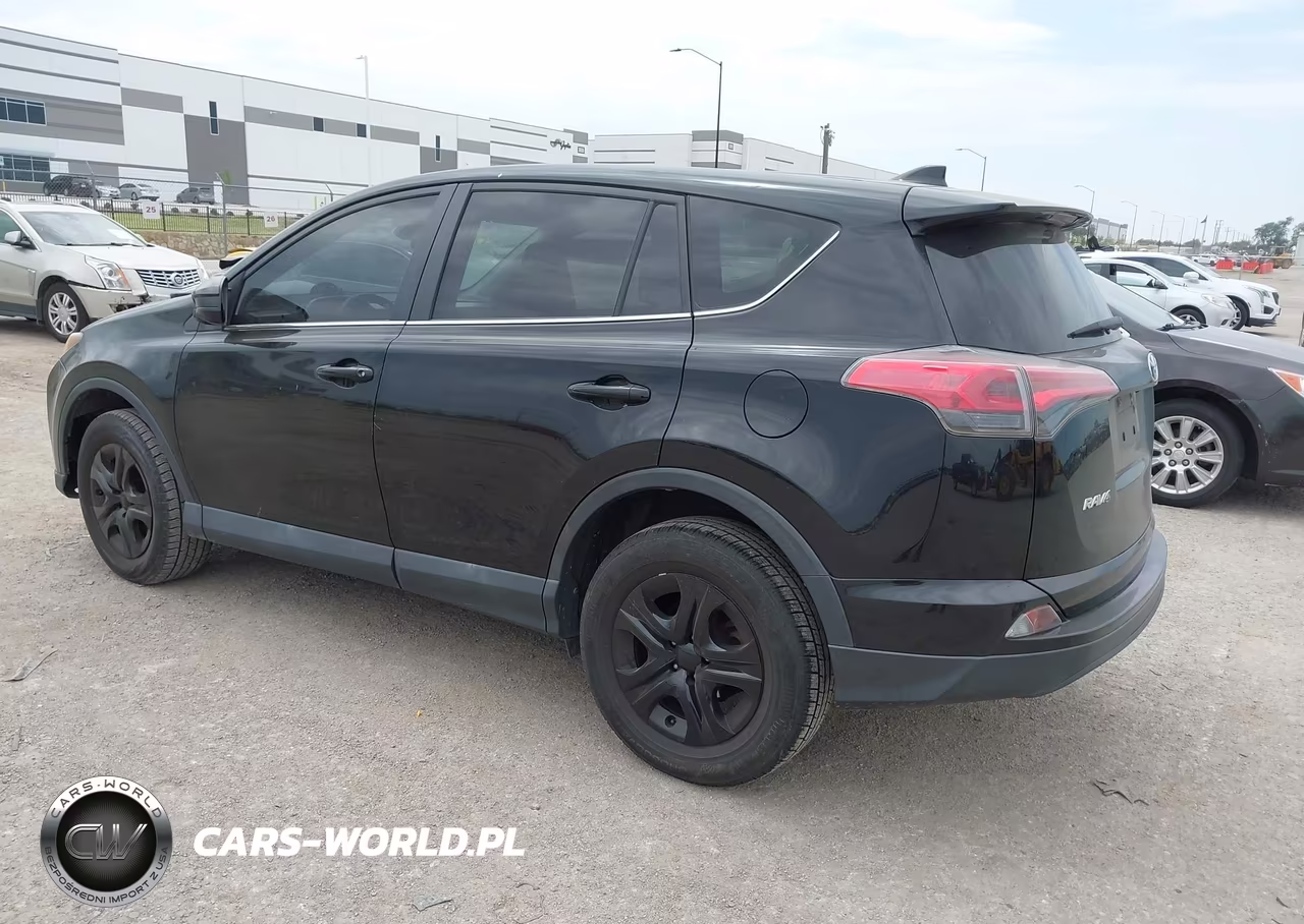 2018 Toyota Rav4 Le VIN:2T3ZFREV4JW468289 - 3
