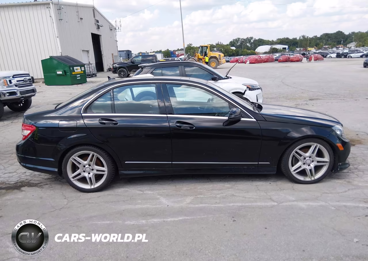 2011 Mercedes-Benz C 300 Sport 4Matic VIN:WDDGF8BB0BR171930 - 14