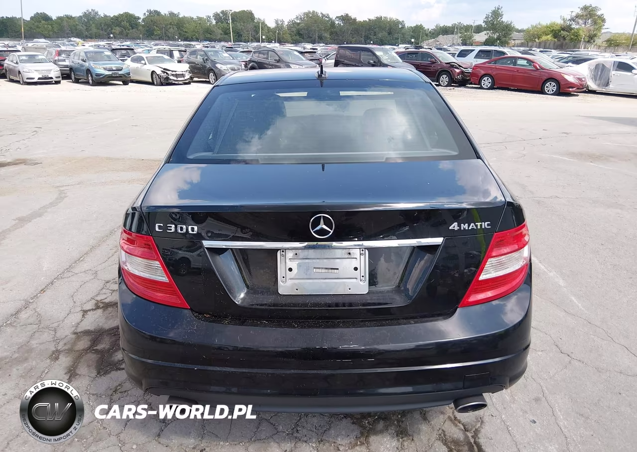 2011 Mercedes-Benz C 300 Sport 4Matic VIN:WDDGF8BB0BR171930 - 17