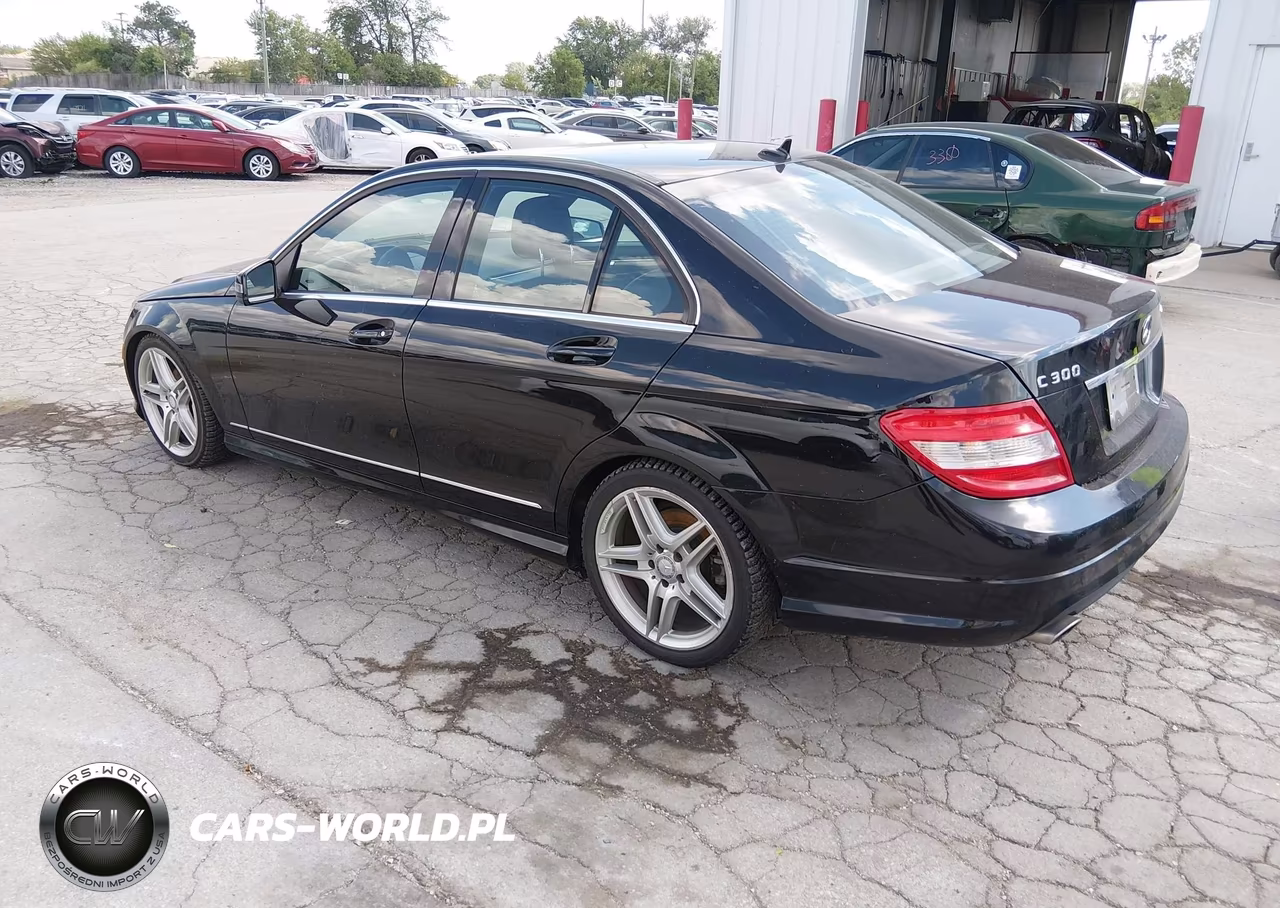 2011 Mercedes-Benz C 300 Sport 4Matic VIN:WDDGF8BB0BR171930 - 3