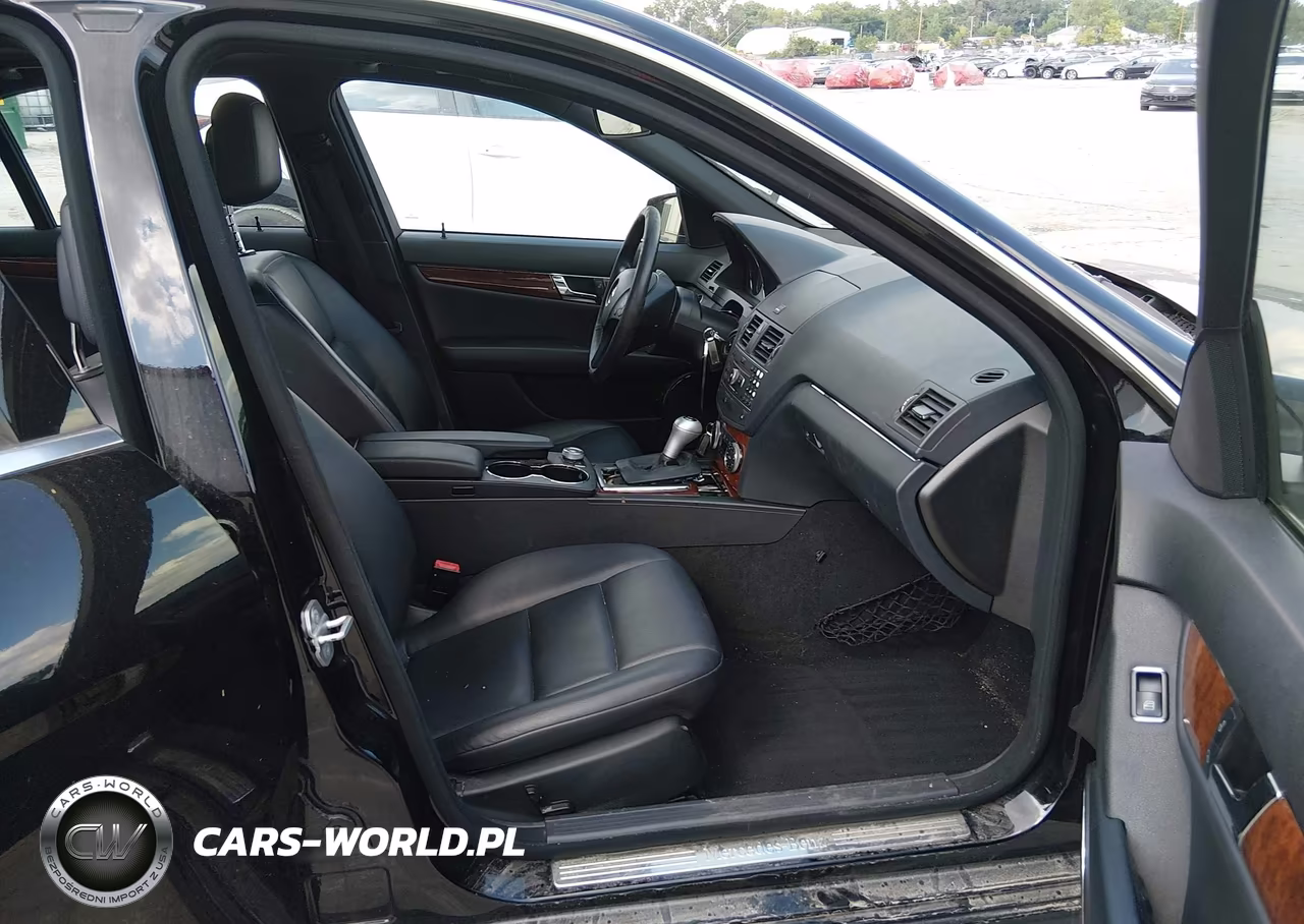 2011 Mercedes-Benz C 300 Sport 4Matic VIN:WDDGF8BB0BR171930 - 5