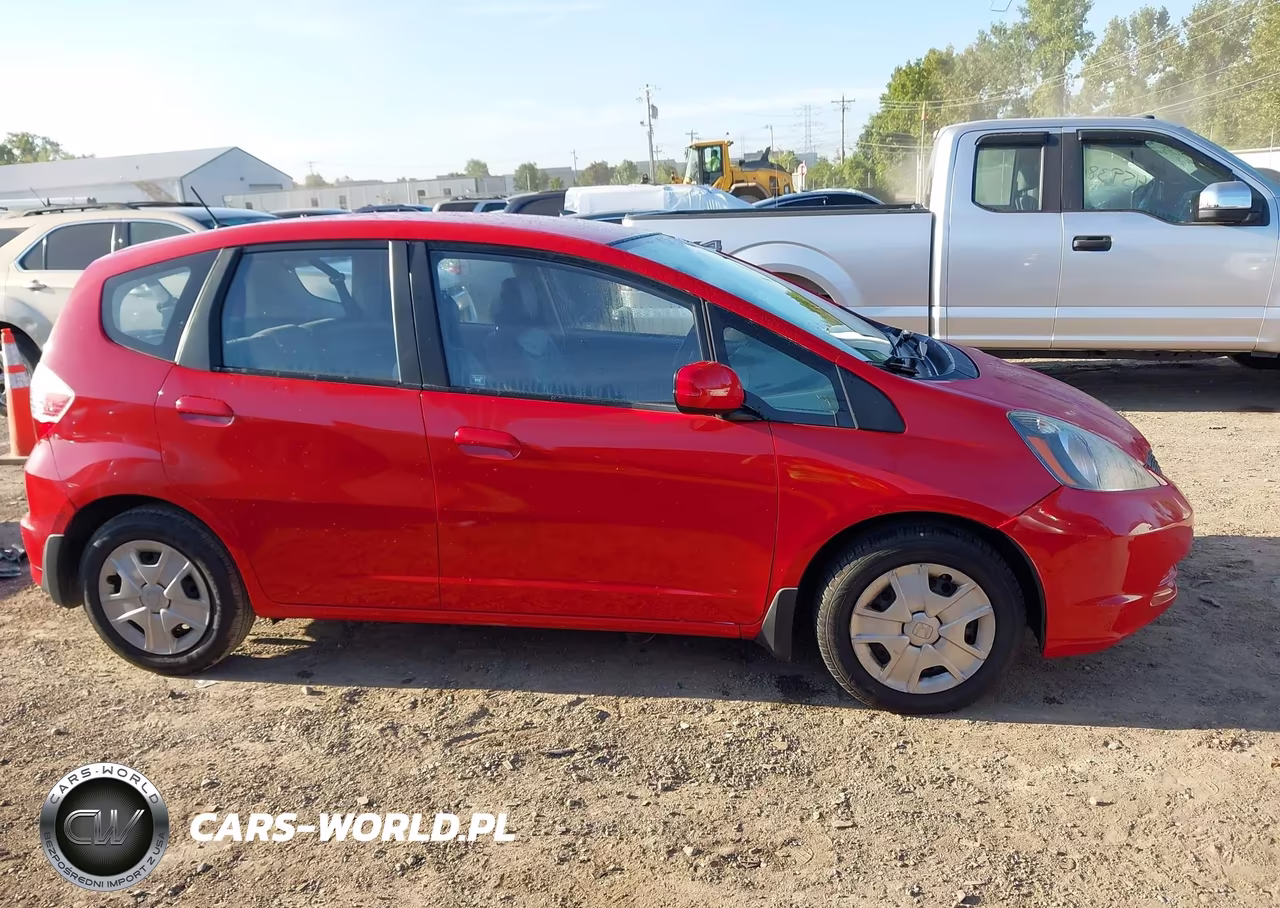 2013 Honda Fit VIN:JHMGE8H34DC054157 - 14