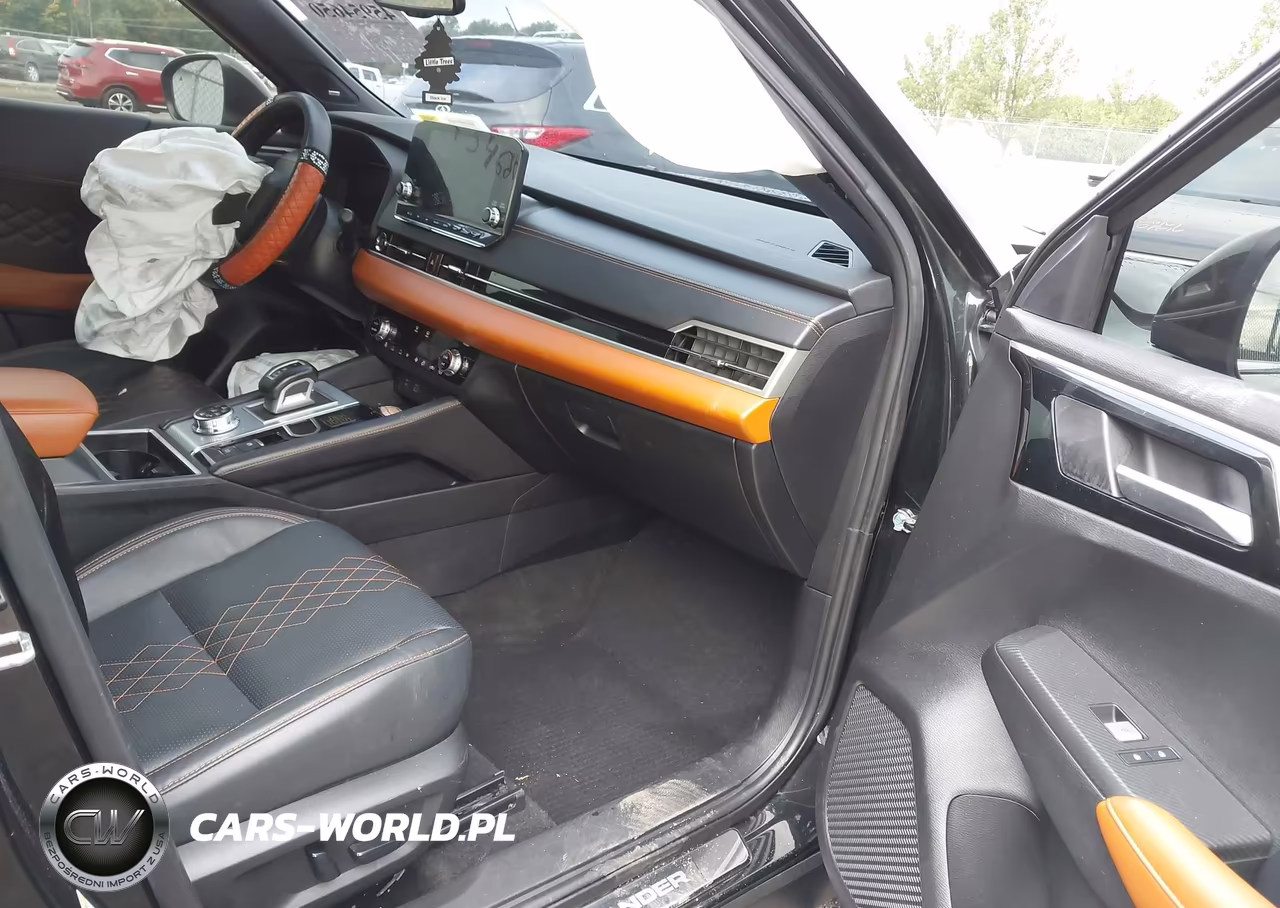 2023 Mitsubishi Outlander Sel 2.5 S-Awc-Sel 40Th Anniversary S-Awc-Sel Black Edition S-Awc VIN:JA4J4VA88PZ020281 - 5
