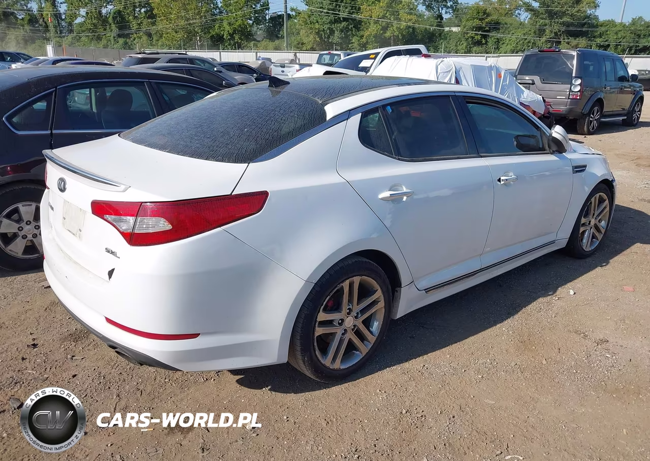 2013 Kia Optima Sx VIN:5XXGR4A68DG093336 - 4