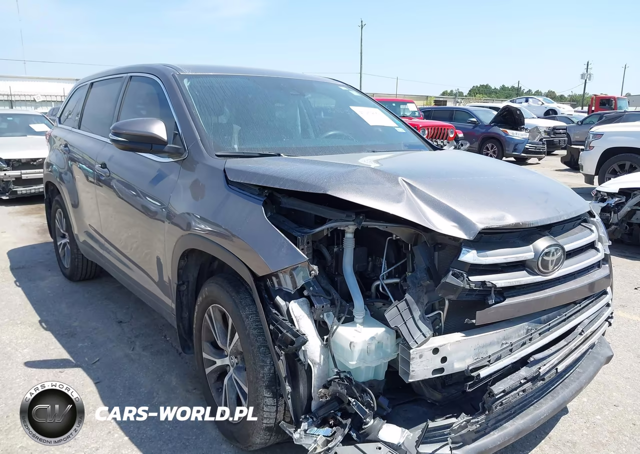 2019 Toyota Highlander Le VIN:5TDZZRFH8KS337529 - 6