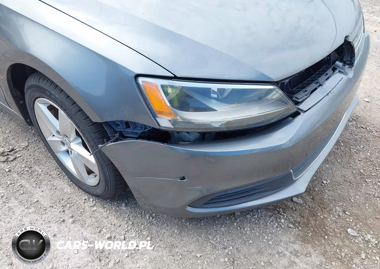 2013 Volkswagen Jetta 2.0L Tdi VIN:3VW3L7AJ9DM400000 - 13