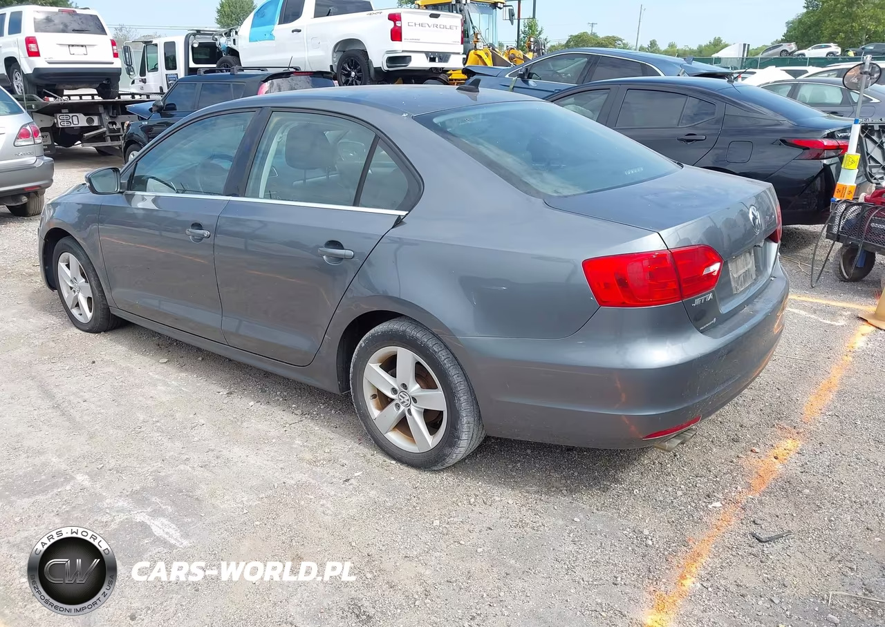 2013 Volkswagen Jetta 2.0L Tdi VIN:3VW3L7AJ9DM400000 - 3