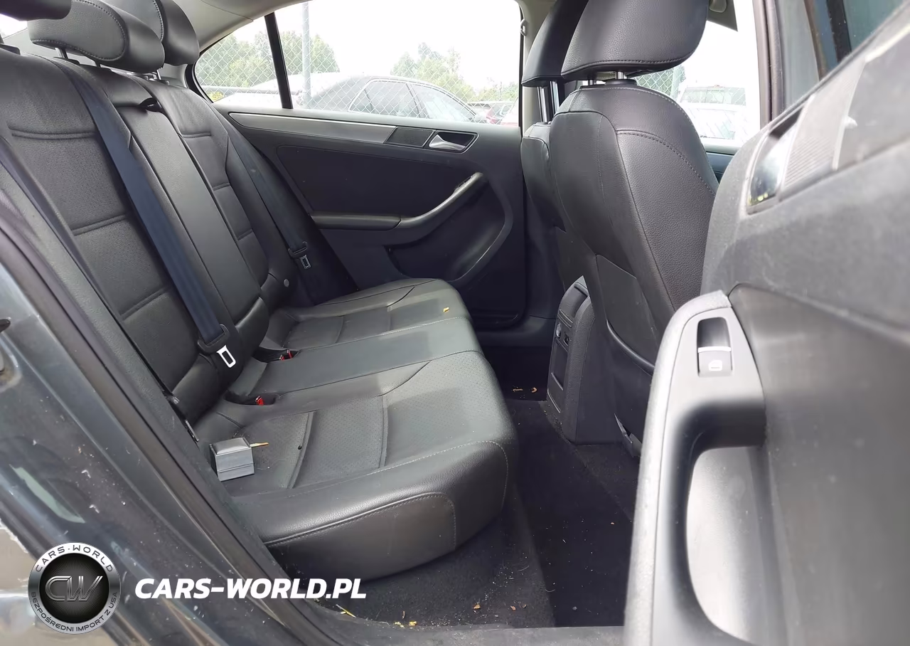 2013 Volkswagen Jetta 2.0L Tdi VIN:3VW3L7AJ9DM400000 - 8