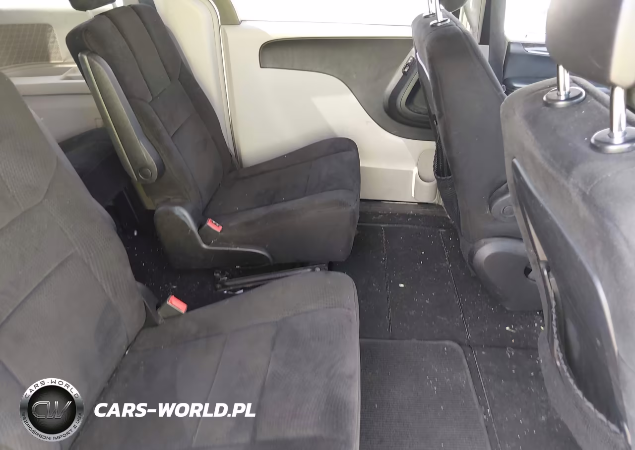 2011 Chrysler Town & Country Touring VIN:2A4RR5DG3BR734538 - 8