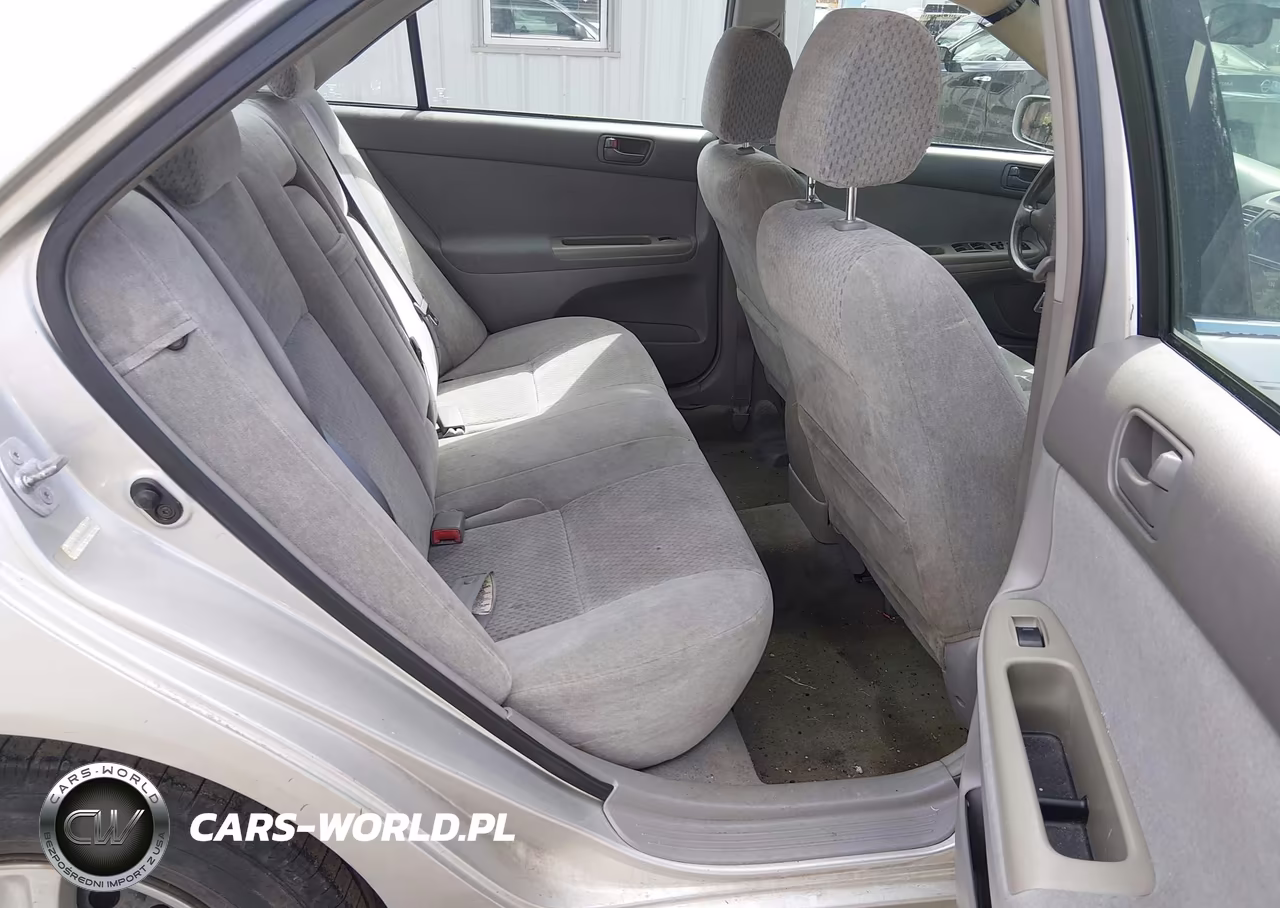 2003 Toyota Camry Le VIN:4T1BE32K83U768487 - 8
