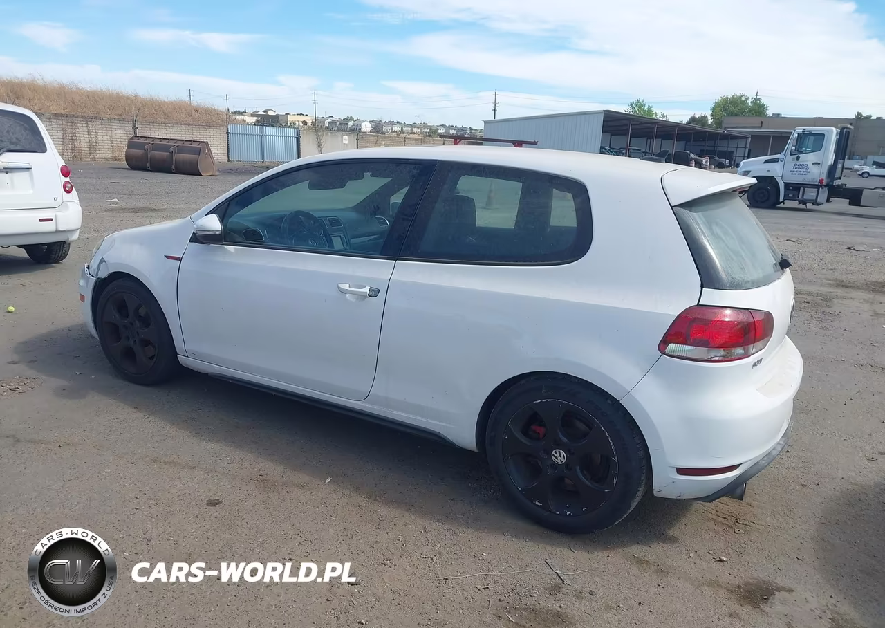 2010 Volkswagen Gti 2-Door VIN:WVWFD7AJ5AW146682 - 3
