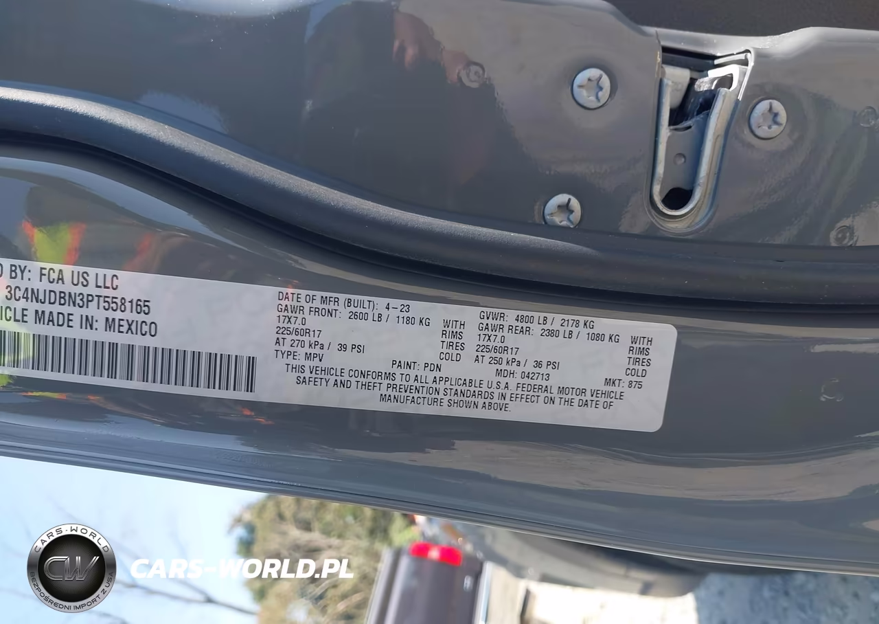 2023 Jeep Compass Latitude 4X4 VIN:3C4NJDBN3PT558165 - 9
