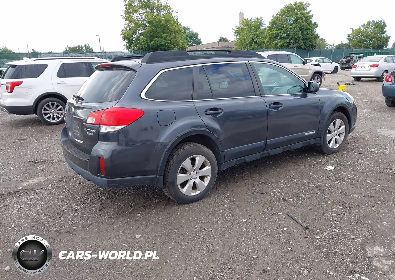 2010 Subaru Outback 2.5I Limited VIN:4S4BRBKC7A3339397 - 4
