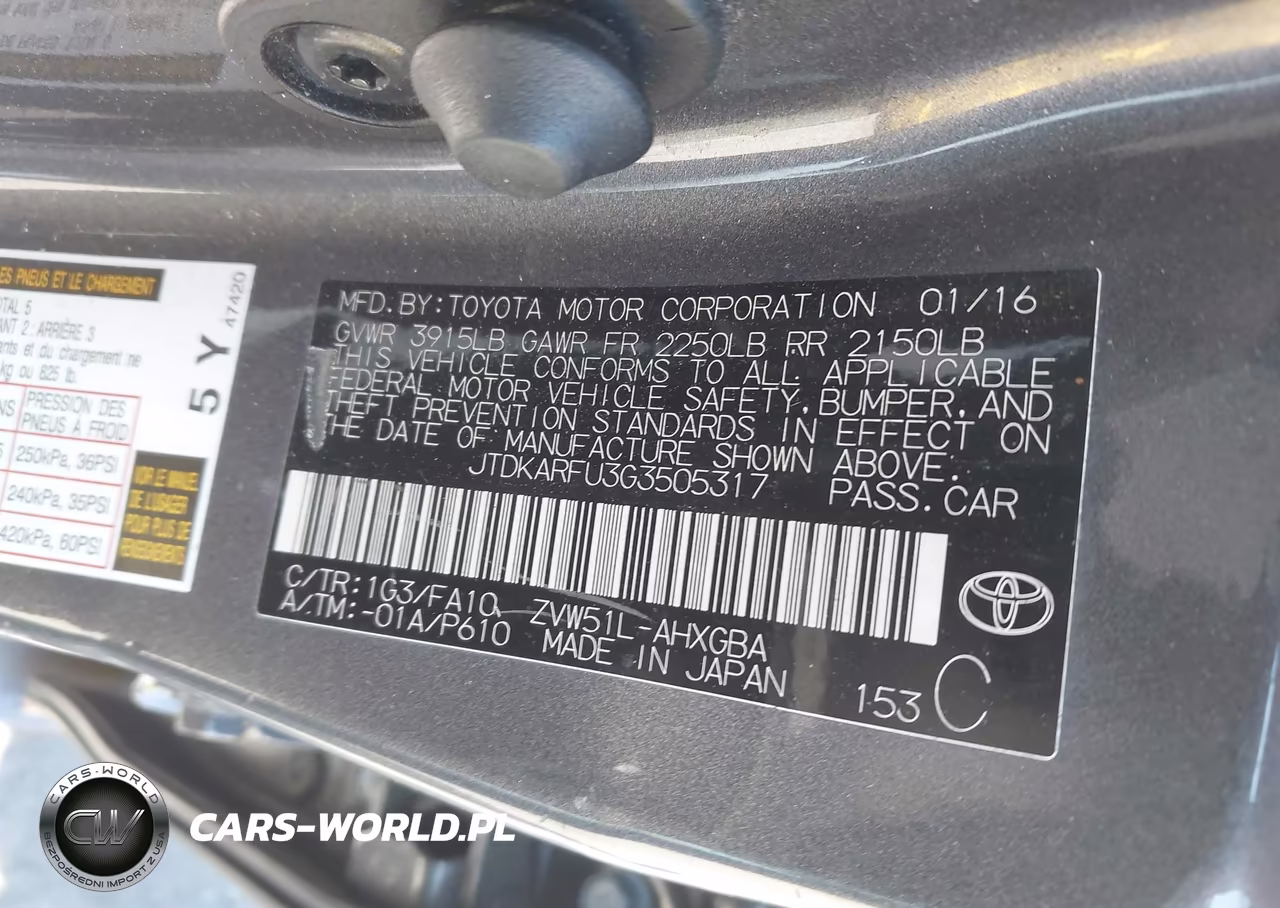 2016 Toyota Prius Three VIN:JTDKARFU3G3505317 - 9