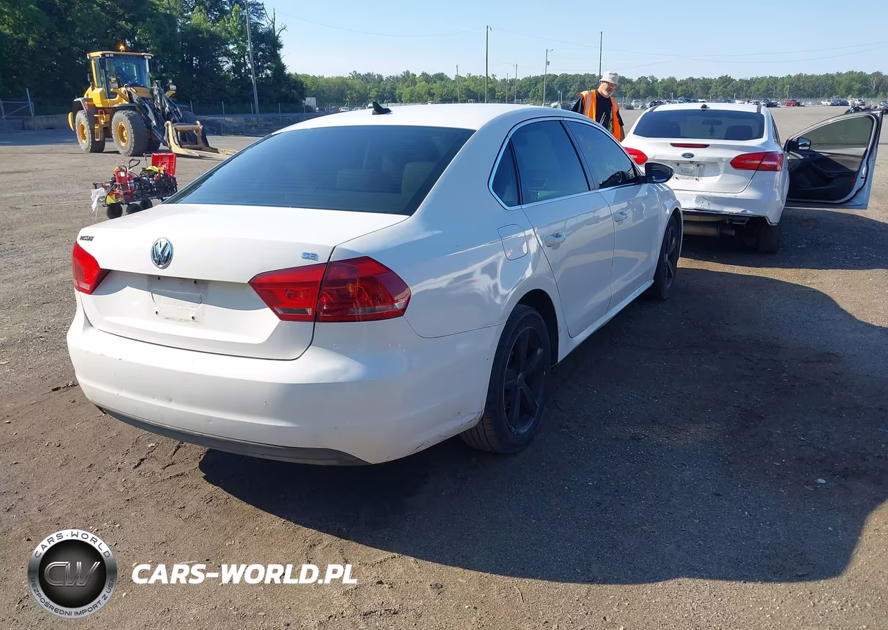 2012 Volkswagen Passat 2.5L Se VIN:1VWBP7A32CC096719 - 4