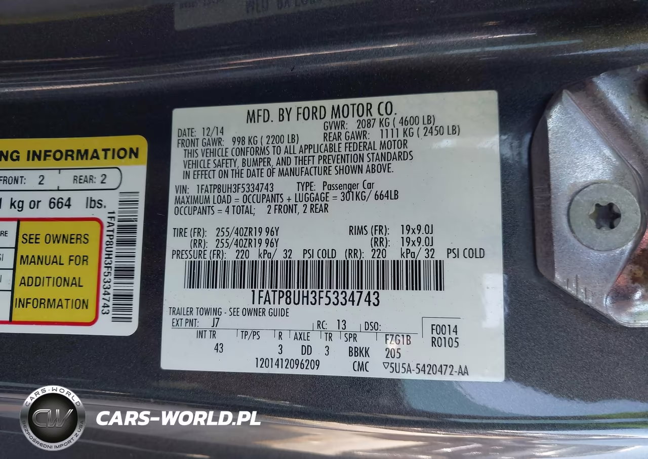 2015 Ford Mustang Ecoboost Premium VIN:1FATP8UH3F5334743 - 9