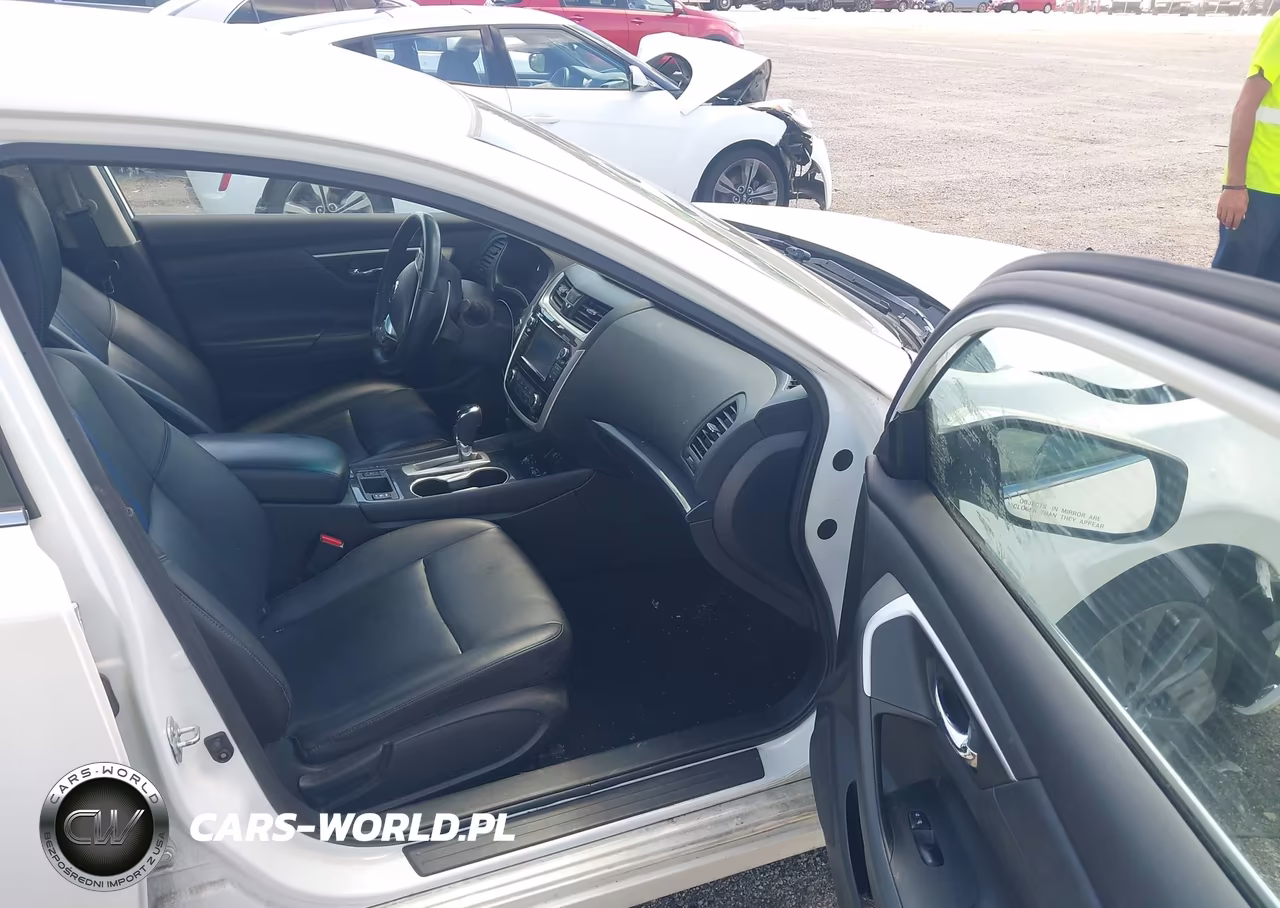 2018 Nissan Altima 2.5 Sr VIN:1N4AL3AP4JC233605 - 5