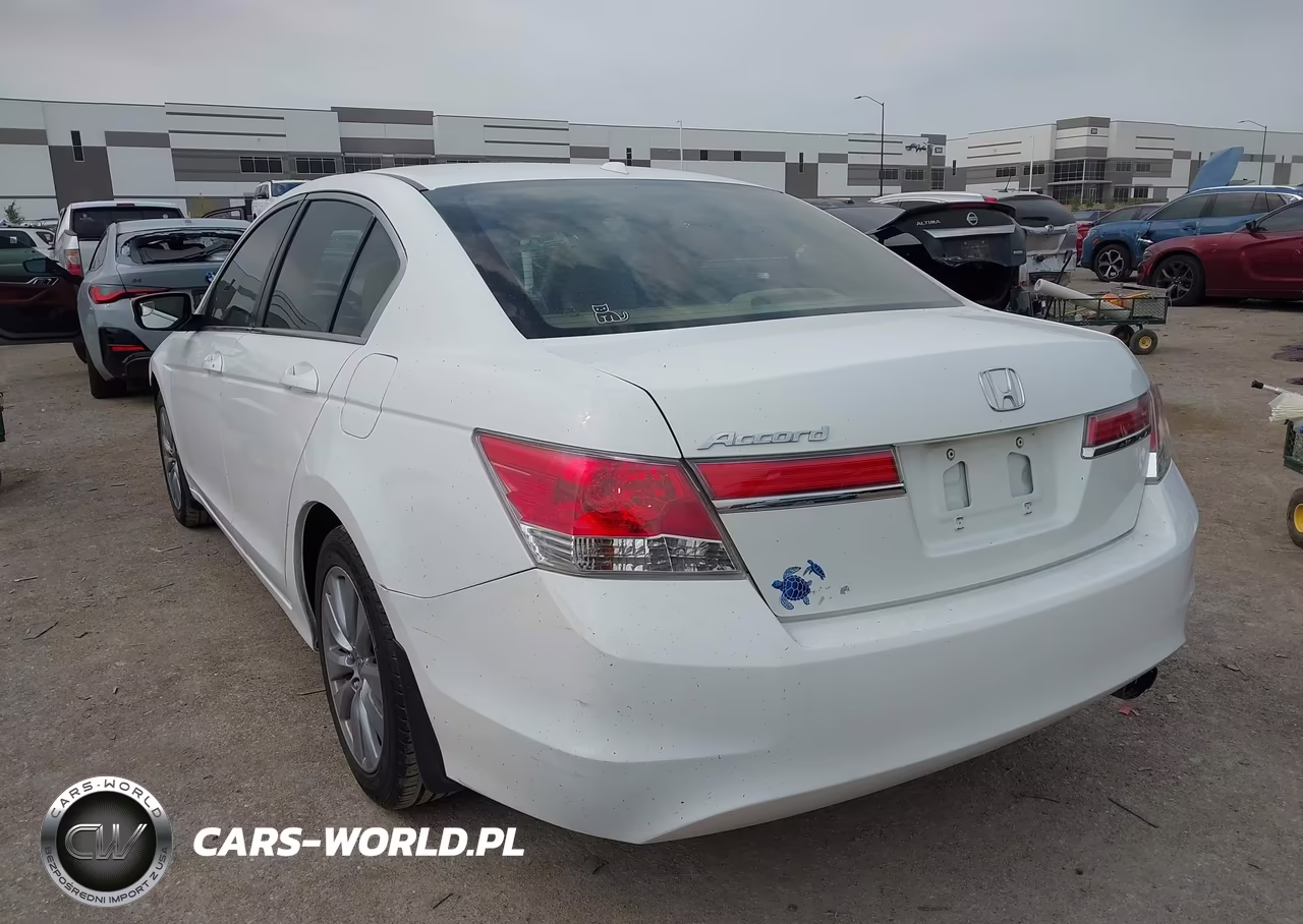 2012 Honda Accord 2.4 Ex-L VIN:1HGCP2F82CA104815 - 3