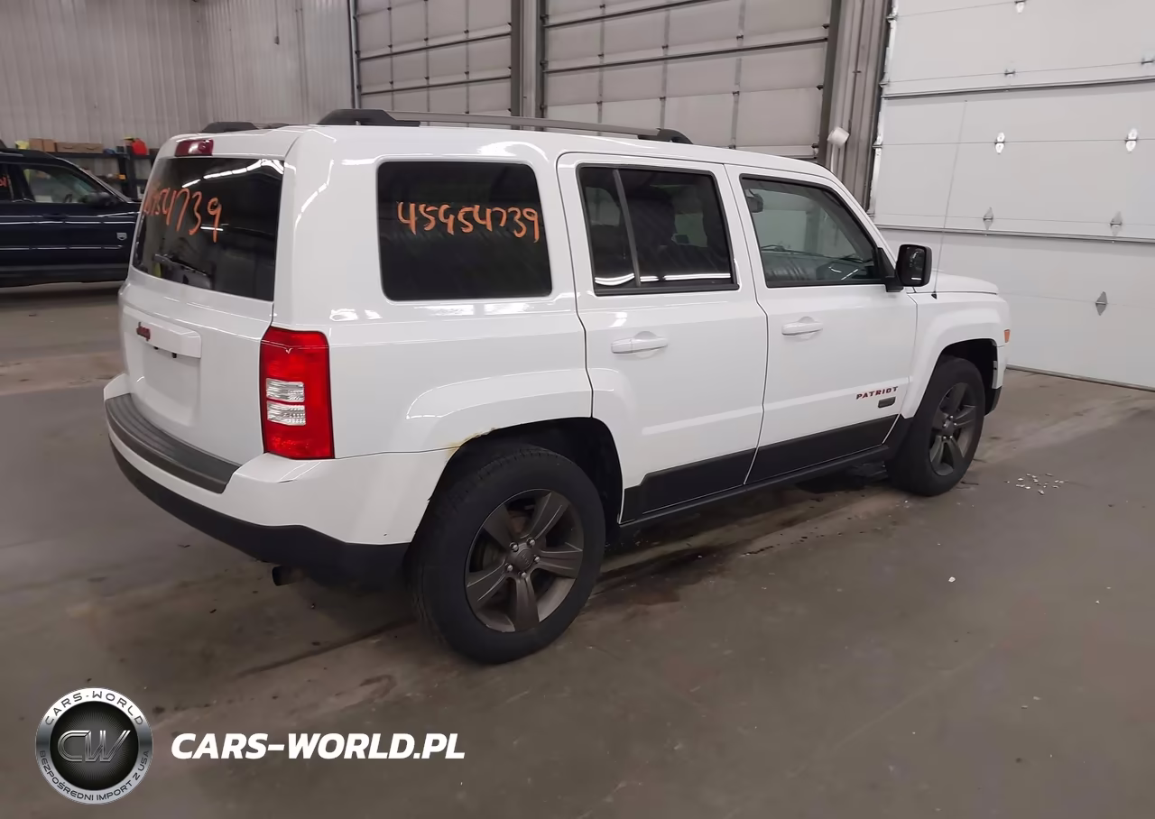 2016 Jeep Patriot 75Th Anniversary VIN:1C4NJPBB7GD752114 - 4