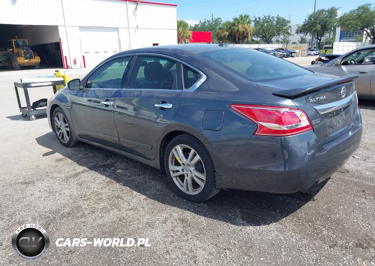 2013 Nissan Altima 3.5S VIN:1N4BL3AP0DC177977 - 3