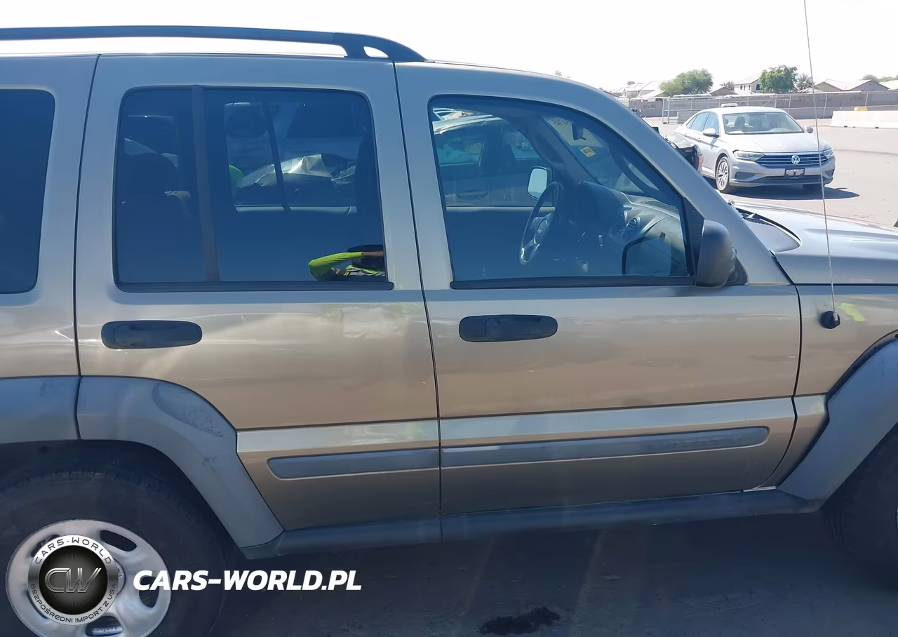 2005 Jeep Liberty Sport VIN:1J4GL48KX5W503147 - 13