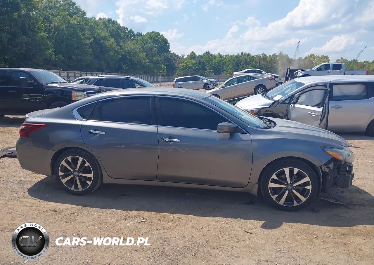 2017 Nissan Altima 2.5 Sr VIN:1N4AL3AP7HC162071 - 13