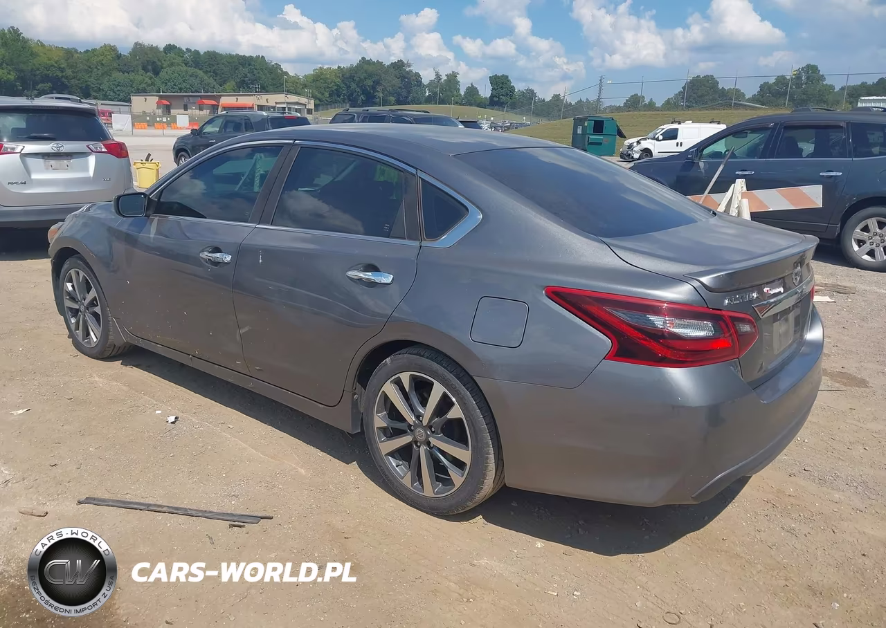 2017 Nissan Altima 2.5 Sr VIN:1N4AL3AP7HC162071 - 3