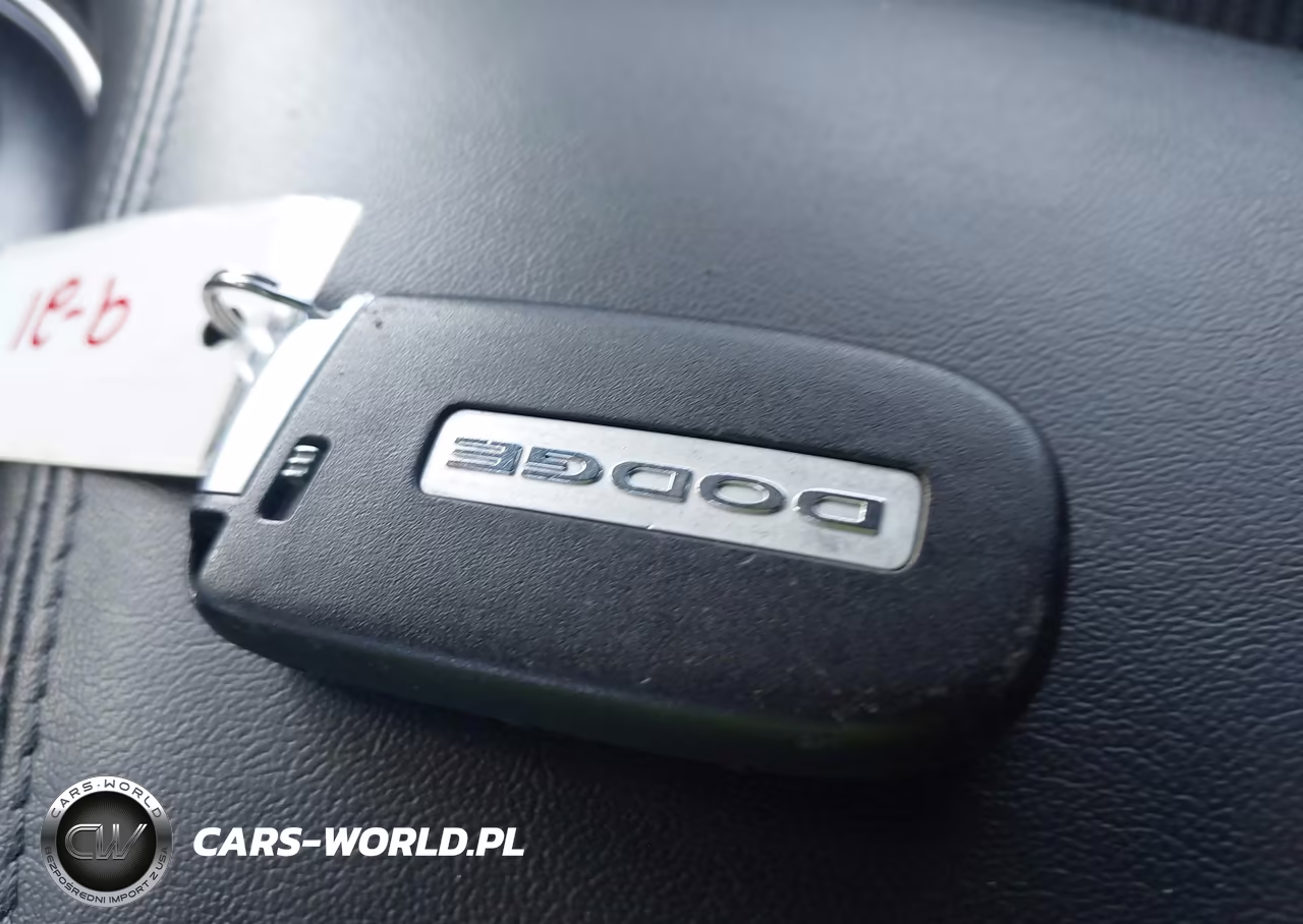 2018 Dodge Challenger Sxt VIN:2C3CDZAGXJH242264 - 11