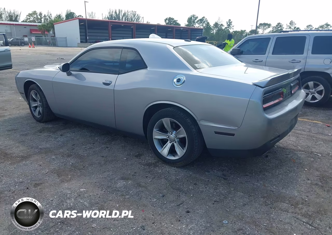 2018 Dodge Challenger Sxt VIN:2C3CDZAGXJH242264 - 3