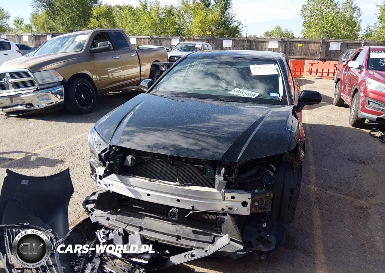 2025 Toyota Camry Le VIN:4T1DAACKXSU601229 - 12