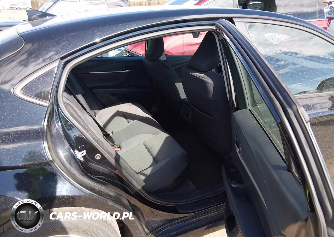 2025 Toyota Camry Le VIN:4T1DAACKXSU601229 - 8