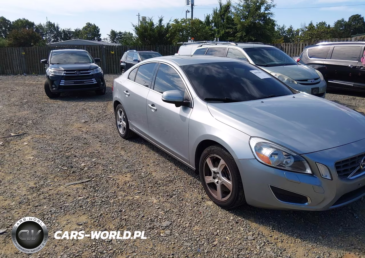 2013 Volvo S60 T5 VIN:YV1612FS6D2207511 - 1