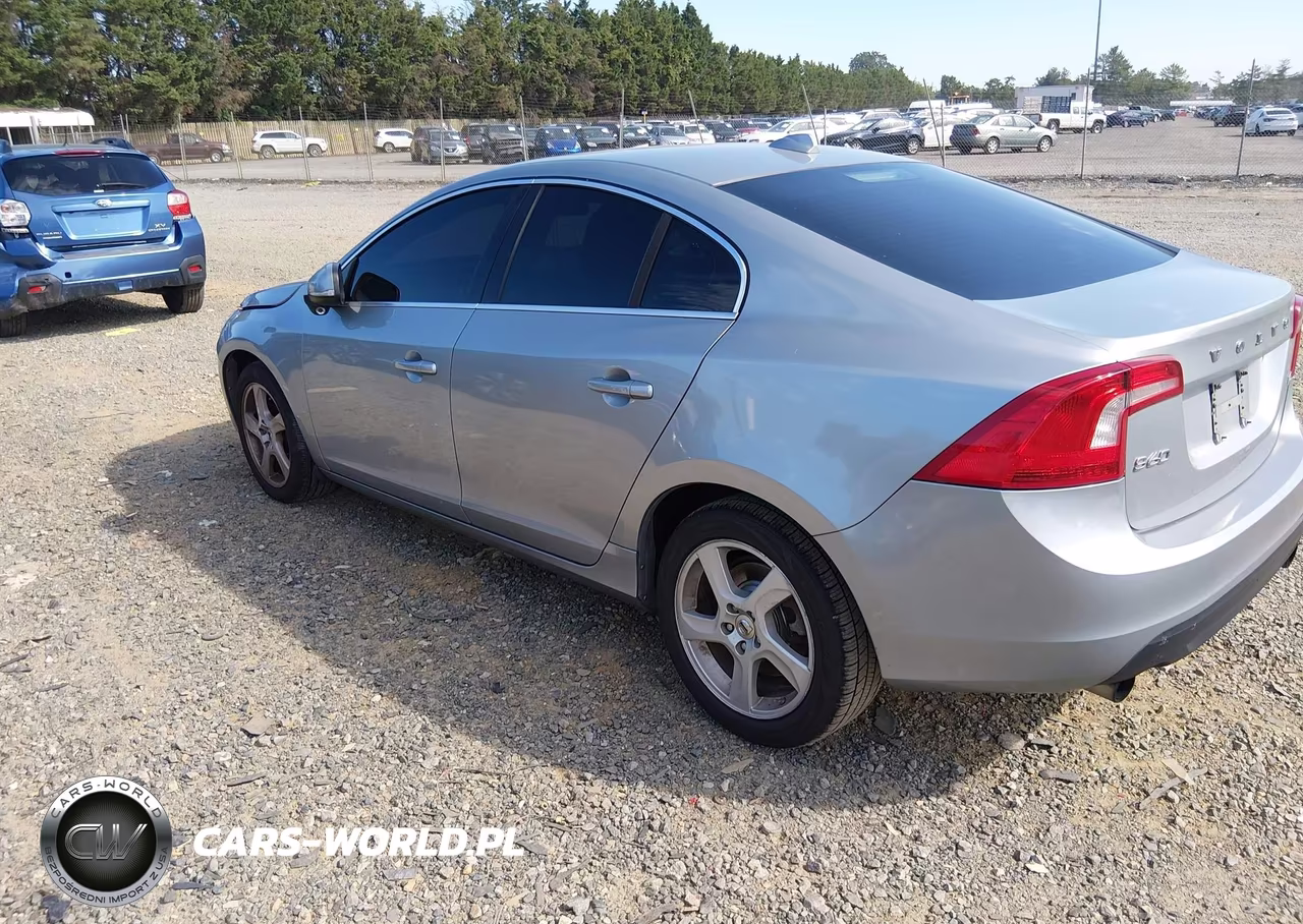 2013 Volvo S60 T5 VIN:YV1612FS6D2207511 - 3