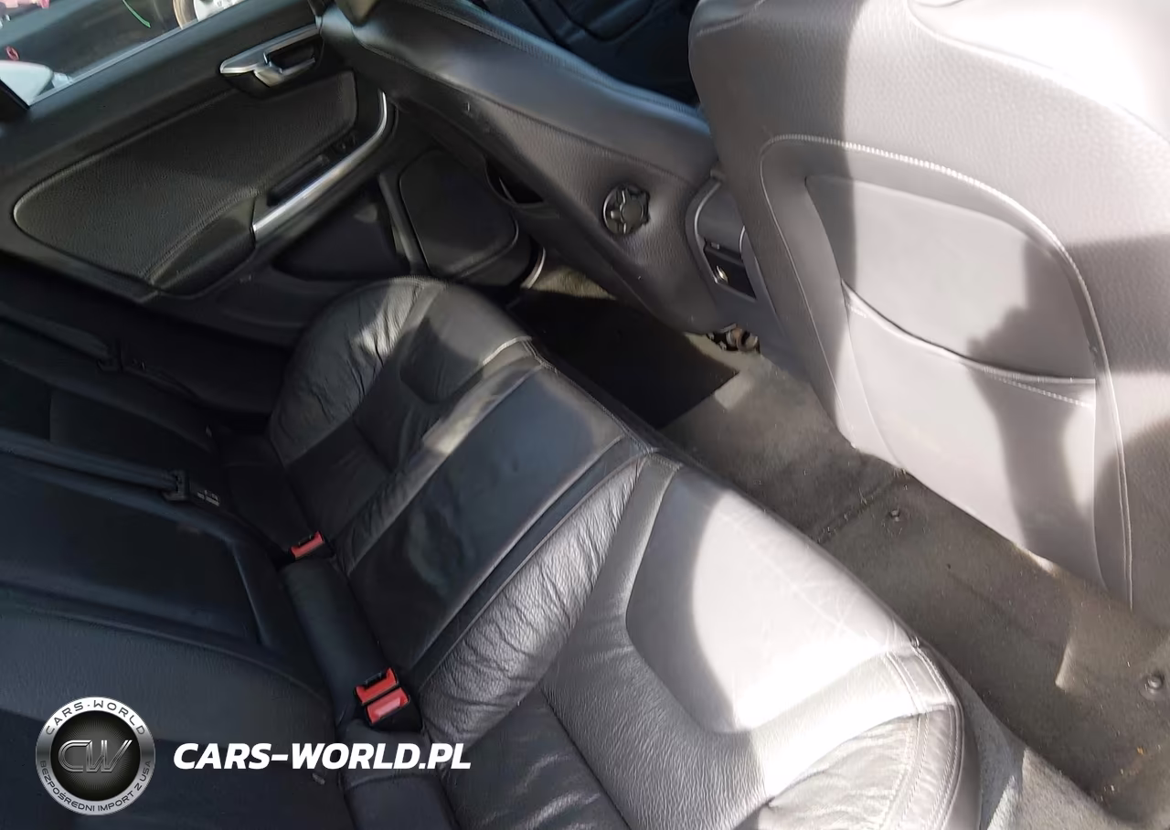 2013 Volvo S60 T5 VIN:YV1612FS6D2207511 - 8