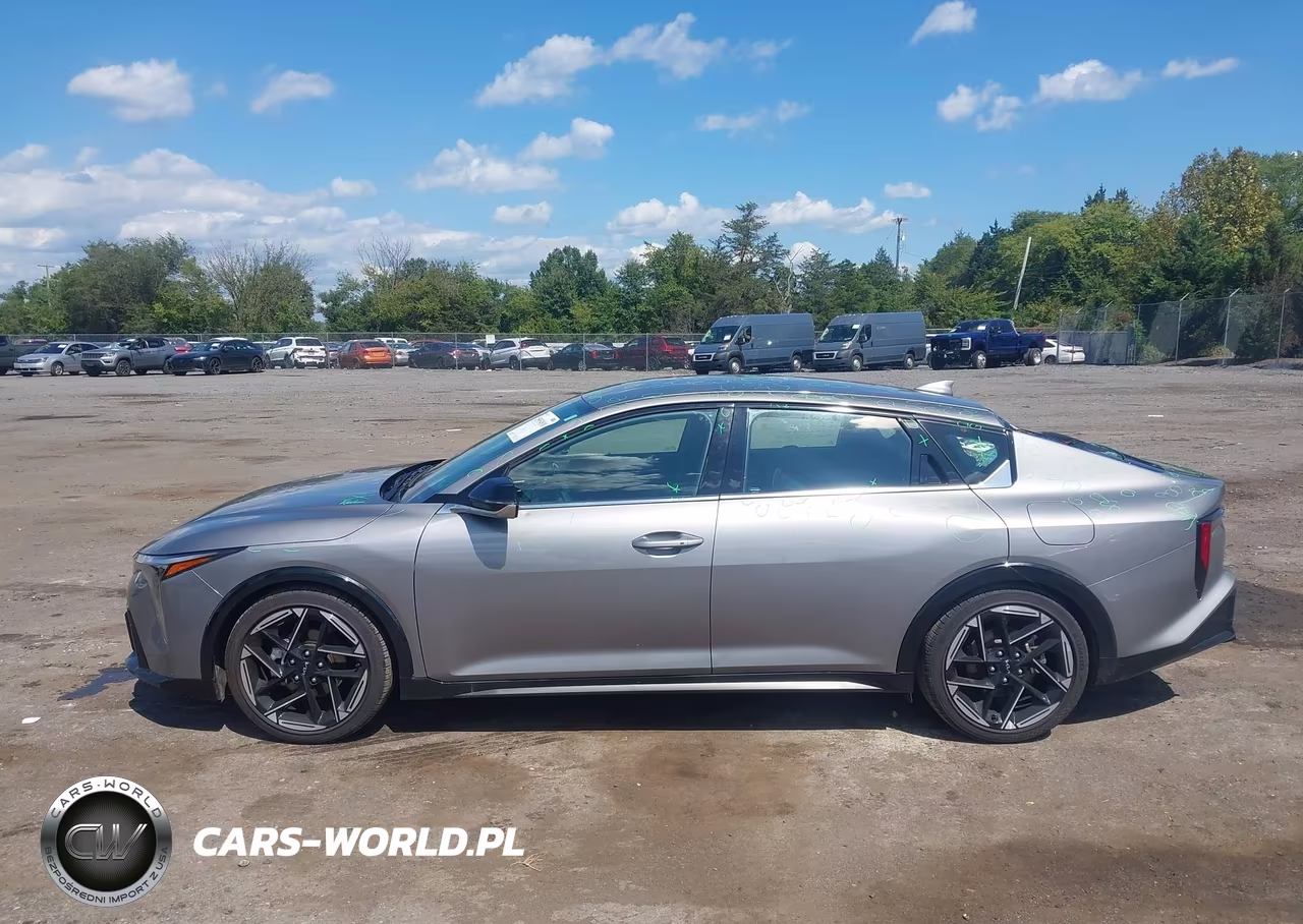 2025 Kia K4 Gt-Line VIN:3KPFW4DE3SE176914 - 14