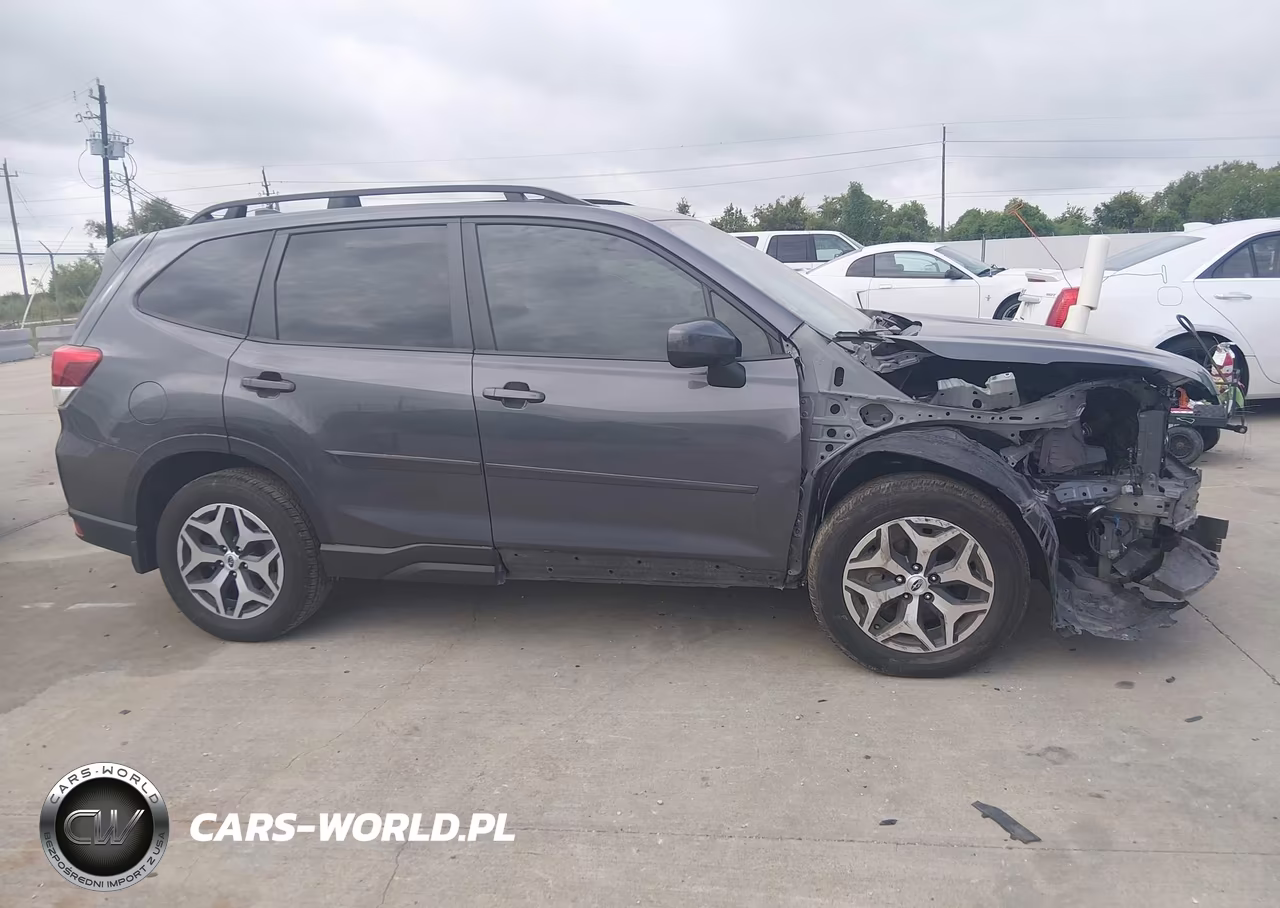 2024 Subaru Forester Premium VIN:JF2SKADC6RH429351 - 13