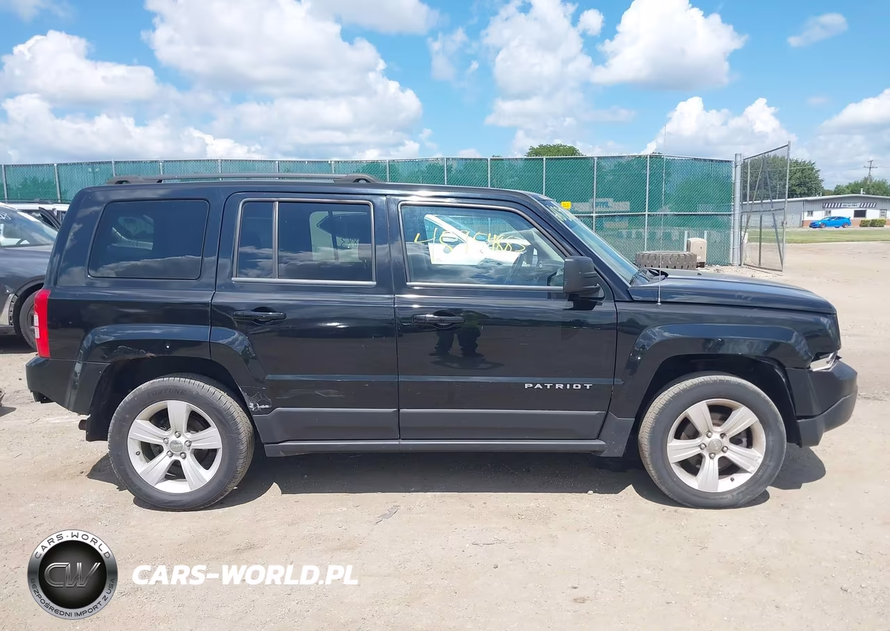 2014 Jeep Patriot Latitude VIN:1C4NJRFB9ED721630 - 14