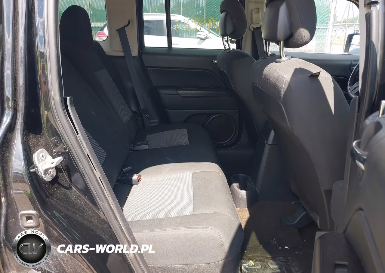 2014 Jeep Patriot Latitude VIN:1C4NJRFB9ED721630 - 8