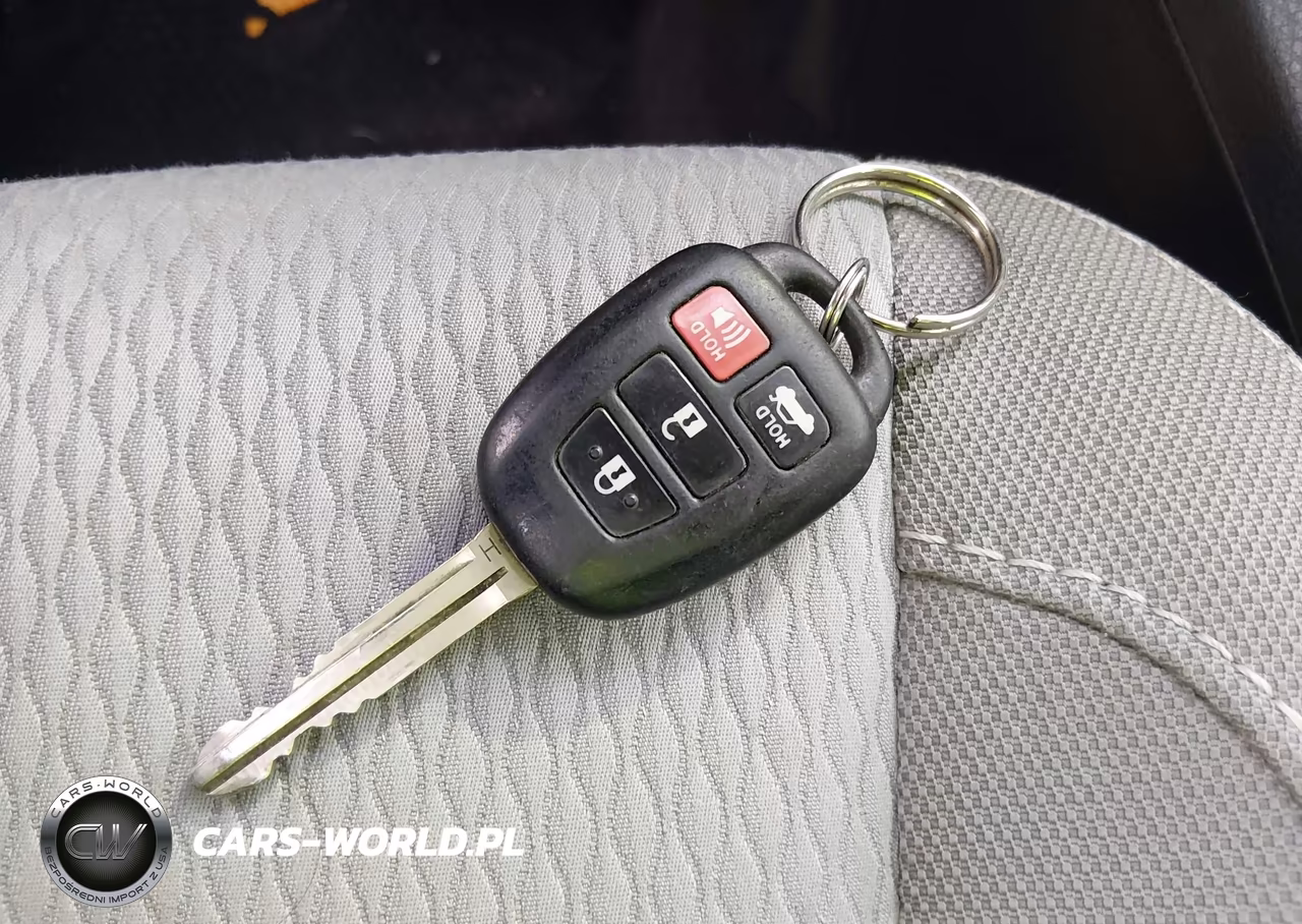 2016 Toyota Corolla Le VIN:2T1BURHE6GC714538 - 11