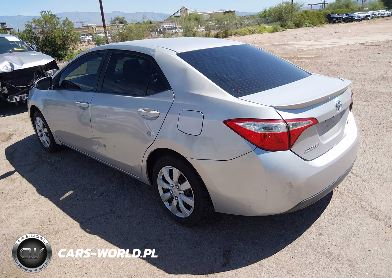2016 Toyota Corolla Le VIN:2T1BURHE6GC714538 - 3