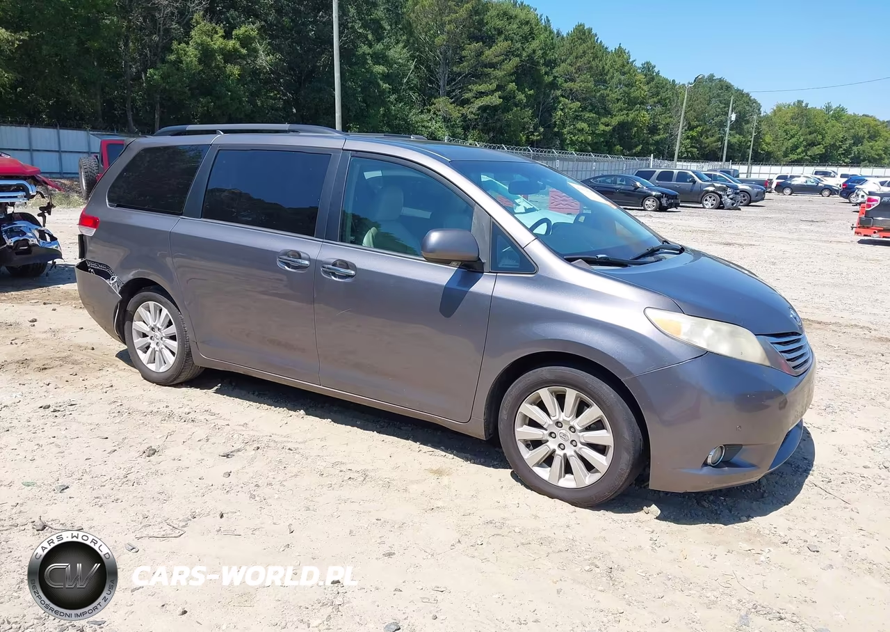 2011 Toyota Sienna Ltd